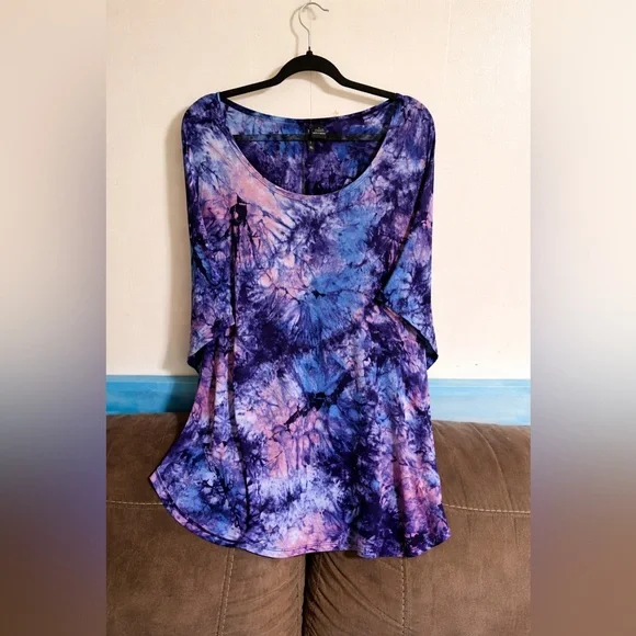 Excellent Condition New Directions Tie Dye Top Size Large - Picture 1 of 1